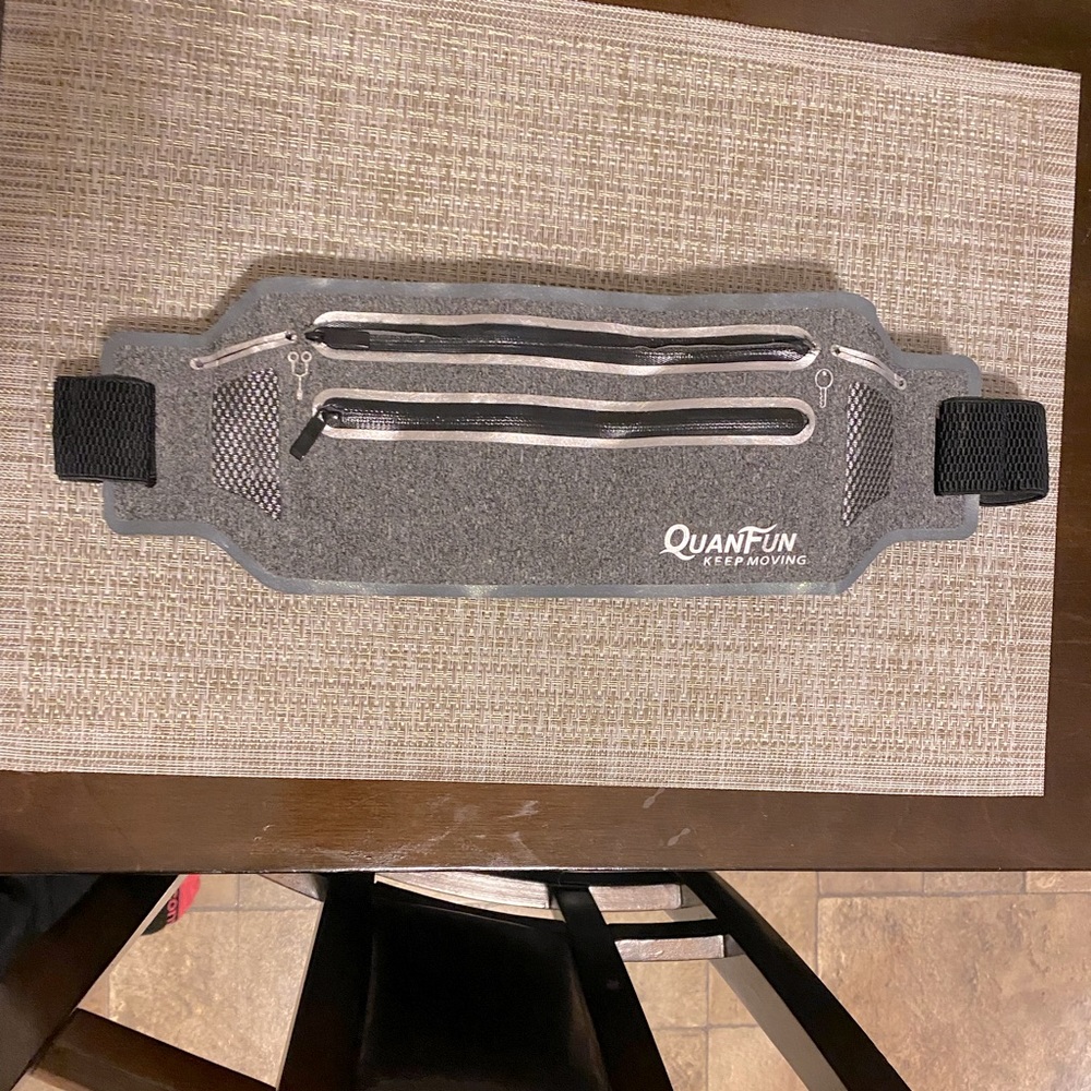 Workout phone and key holder